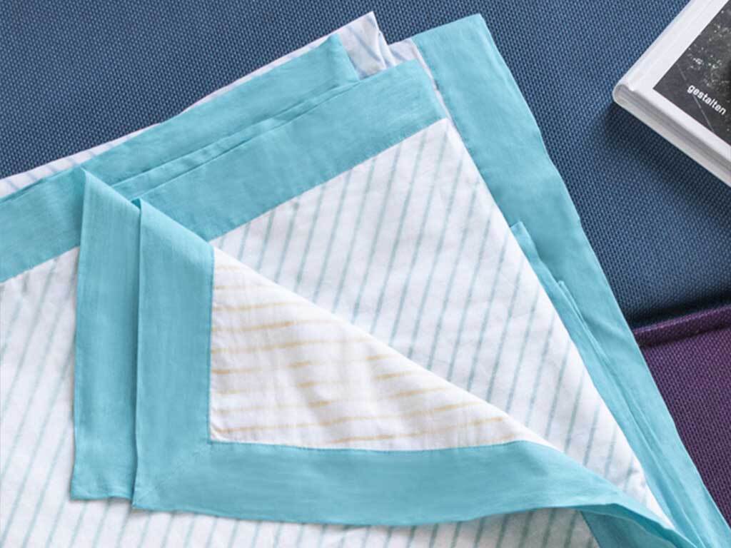 Breezyblanket Triple Stripes Aqua 225 x 330 cm, Summer Blanket
